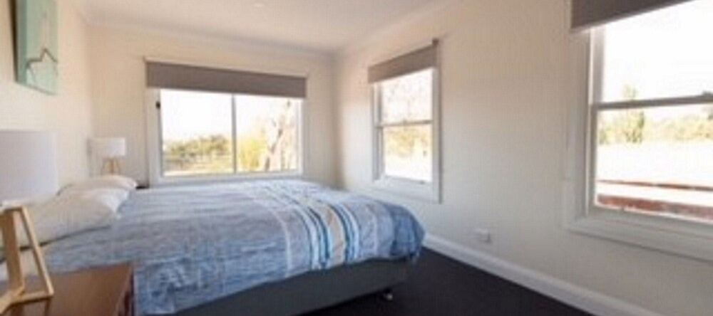 Leichhardt Farm Cottages, 雷尔比亚 — 照片 1