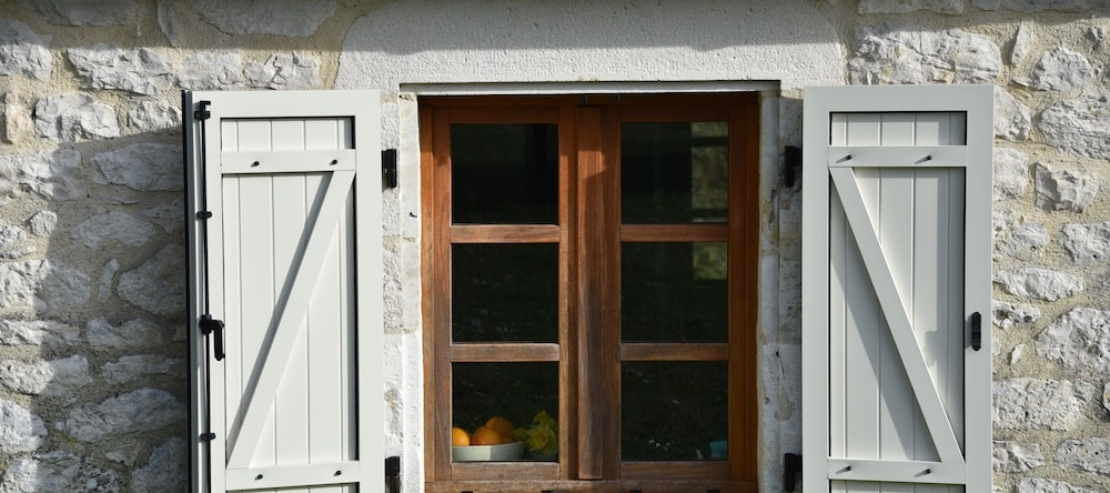 Les Collines du Quercy Blanc, 卡斯泰尔诺-蒙拉捷-圣阿洛齐 — 照片 1
