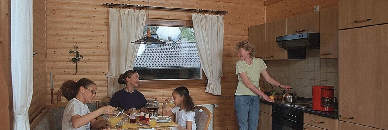 Feriendorf Reinskopf in der Eifel, 舍内肯 — 照片 1