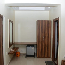 Hotel KDM Palace, 贝古萨赖 — 照片 4