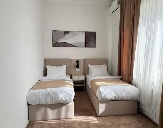 UNO Hotel Jalal-Abad, Jalal-Abad — photo 1