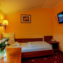 Hotel Palac Wisniewski, Piekary Slaskie — photo 2
