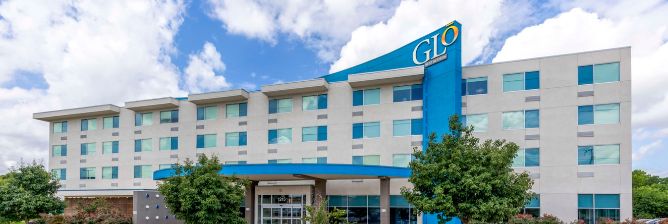 Glō Best Western Dallas South Desoto, ДеСото — фото 1