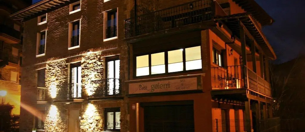 Petit Hotel Goierri, Ормайстеги — фото 1