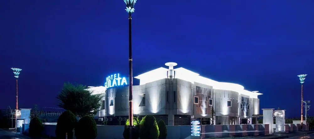 HOTEL SULATAYAMAGATA AIRPORT - Adults Only, 东根 — 照片 1