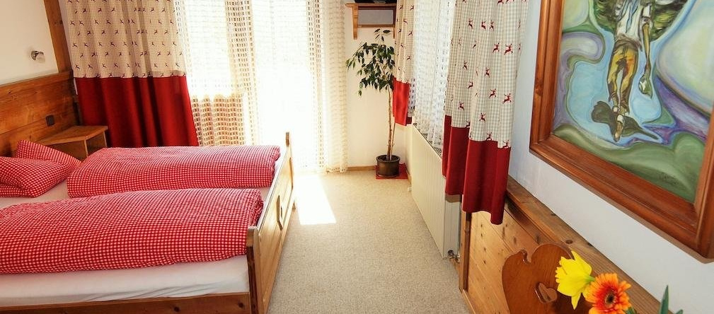 Hotel Iris, Kramsach — photo 1
