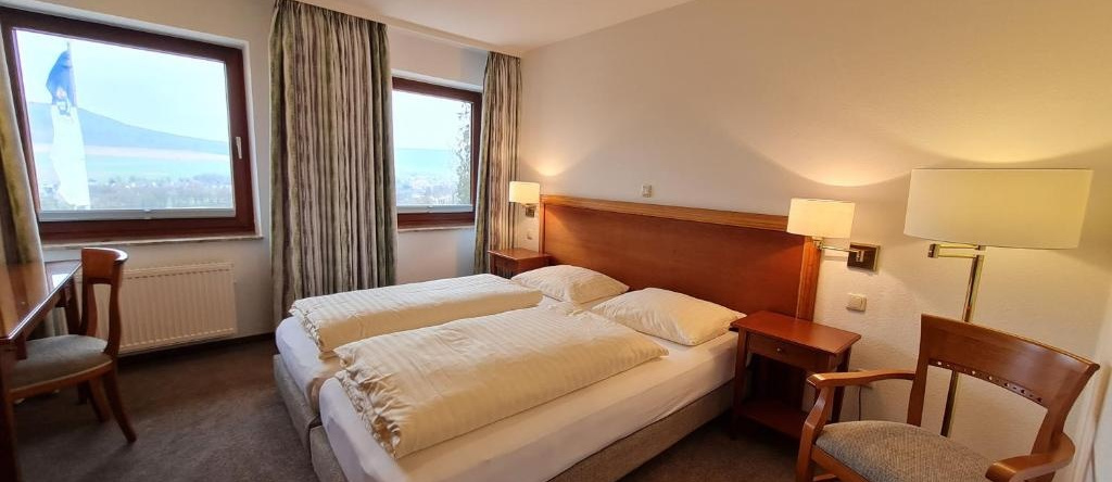 Hotel Waldquelle - Baumhaushotel Aerzen, Эрцен — фото 1