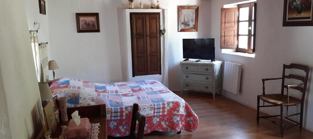 Chambres d'hotes - La Maison de Julie, 昂特雷沃 — 照片 1