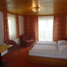 Hotel Schneeweiss, 阿特湖 — 照片 2