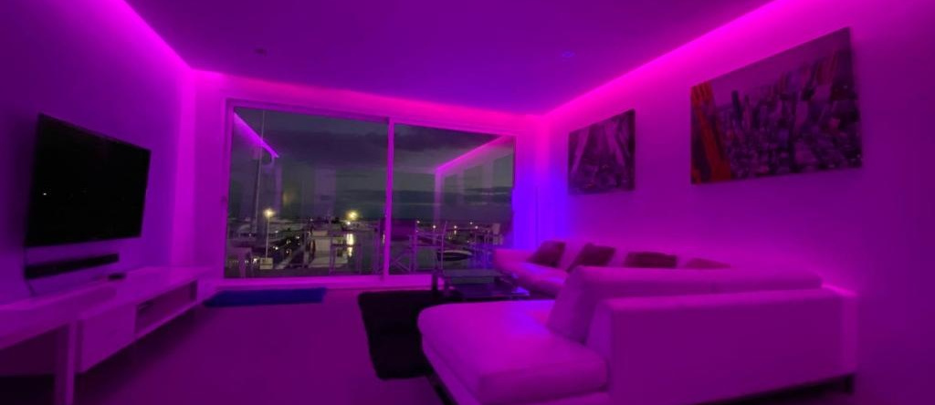 Modern Frontline Puerto Banus Apartment M2, Марбелья — фото 1