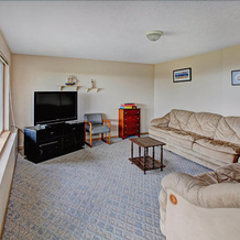 Oceanside Perch 3 Br home by RedAwning, Oceanside — photo 2