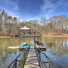 Large Lavonia Home W/ Party Dock On Lake Hartwell!, Токкоа — фото 2
