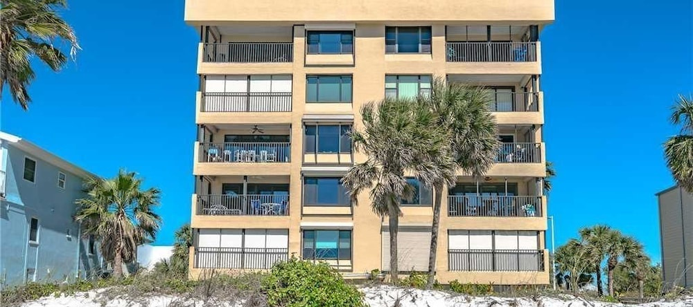 ShoreHouse 401 - Three Bedroom Condo, 印第安肖尔斯 — 照片 1
