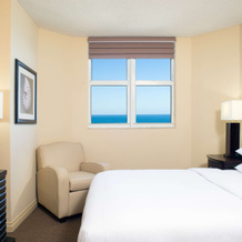 Doubletree Resort & Spa By Hilton Ocean Point-N. Miami Beach, Санни-Айлс-Бич — фото 4