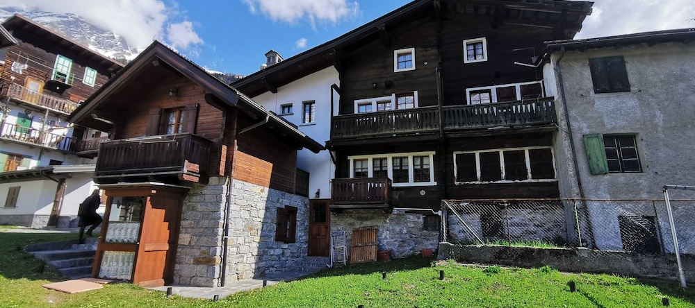 Incanto Walser Apartments Ronco, Макуньяга — фото 1