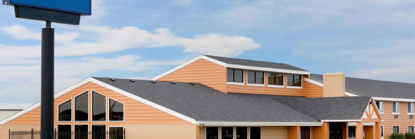Baymont by Wyndham Marshalltown, Marshalltown — photo 1