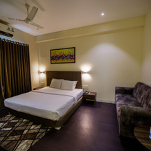 Hotel President Cottage Resort, Jalgaon — photo 5