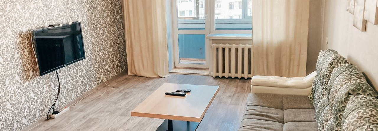 Chetyrekhkomnatnaya Kvartira Na Pervomayskoy Apartments, 阿尔乔莫夫斯基 — 照片 1