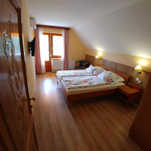 Zöld Sziget Apartmanház, Генесдиас — фото 2