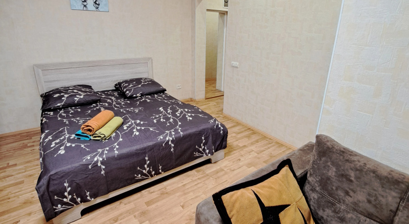 Klassa Lyuks Na Stroiteley 5 Apartments, Nizhny Tagil — photo 1