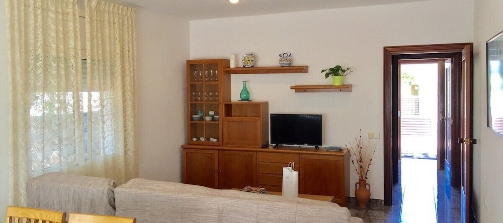 El Garrofer Carob Holidays House, Vilanova I la Geltru — photo 1