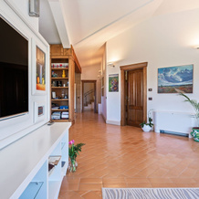 Luxurious Villa in Mentana with Garden, 门塔纳 — 照片 2