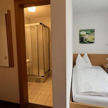 Hotel-Pension Sternen, 克劳斯 — 照片 3