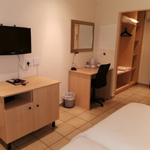 17 On 13Th Guest House, Эденвейл — фото 5