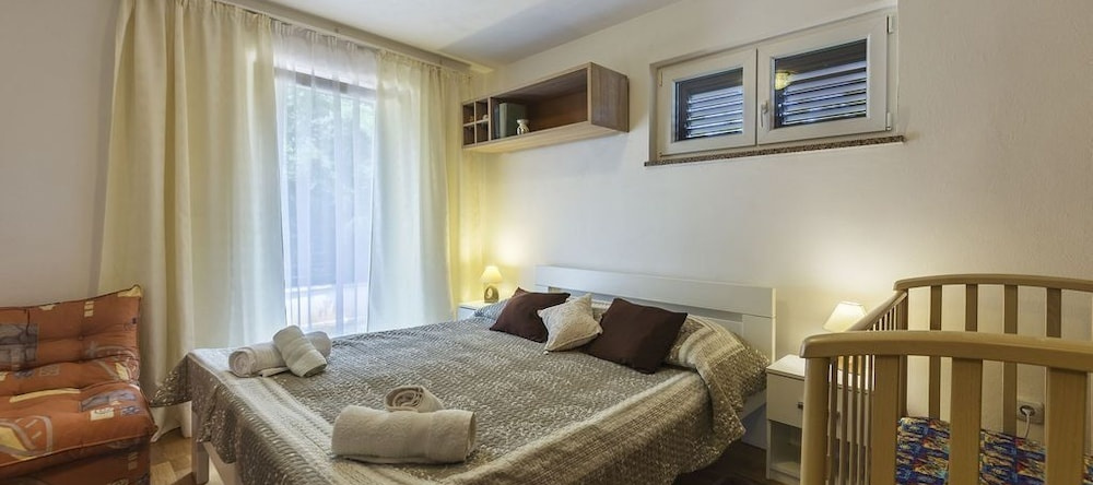 Luxury Villa Lucia With Heated Pool, Воднян — фото 1