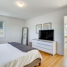 Hamptons Home Near Beaches w/ Pool & Water Views!, 辛尼科克山 — 照片 2