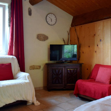 House in Ardeche Near Ray-pic Falls, 圣皮埃尔德科隆比耶 — 照片 3