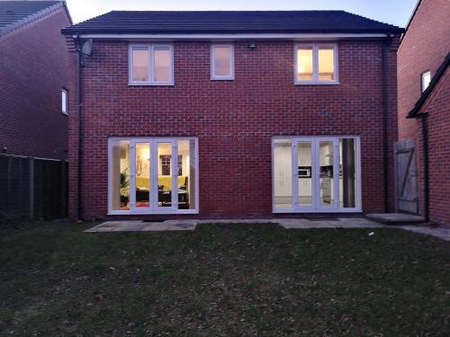 Nightingale Gardens - 4 Bed Detached House - Manchester, Солфорд — фото 1