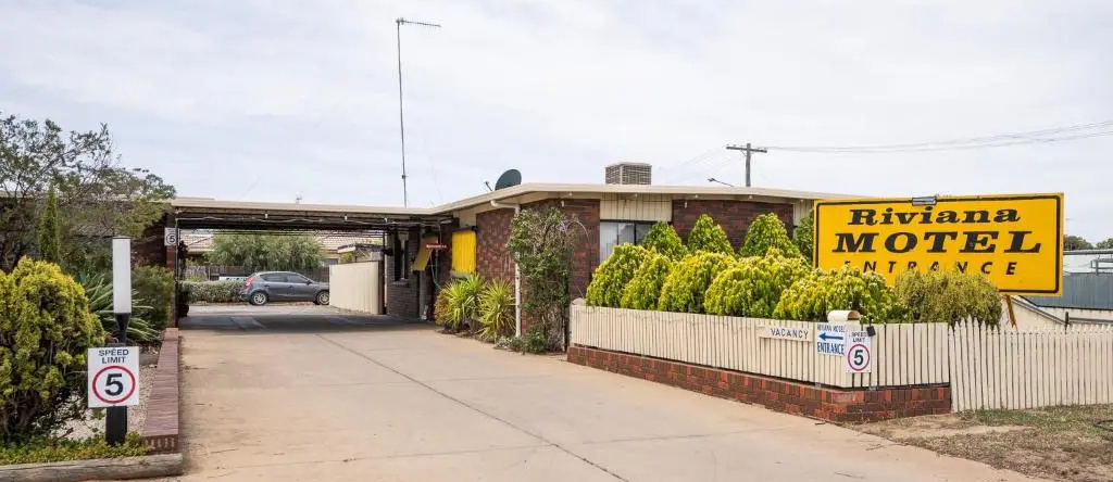 Riviana Motel, 德尼利昆 — 照片 1