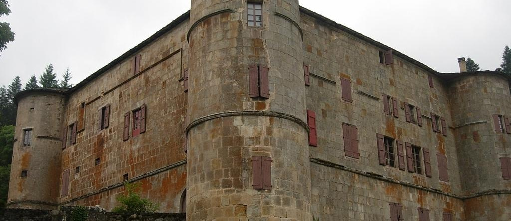 Hotel Saint Sauveur, 梅吕埃 — 照片 1