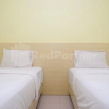Hotel Andono Near Yia Mitra RedDoorz, Sindutan — photo 3