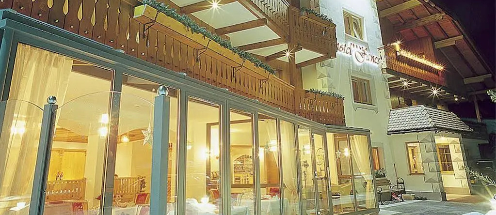 Hotel Fanes, 塞尔瓦迪瓦尔加尔德纳 — 照片 1
