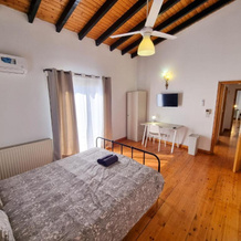 Mountains Retreat Rooms & Suites, Agios Theodoros — photo 4
