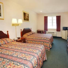 Capital Inn & Suites (Formerly Econo Lodge Inn & Suites Downtown), 伦斯勒 — 照片 5