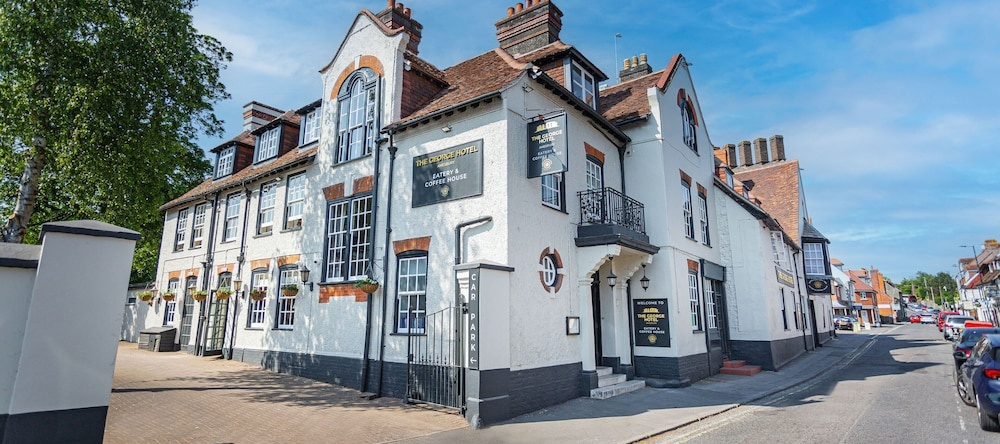 The George Hotel, Amesbury, Wiltshire, Эймсбери — фото 1
