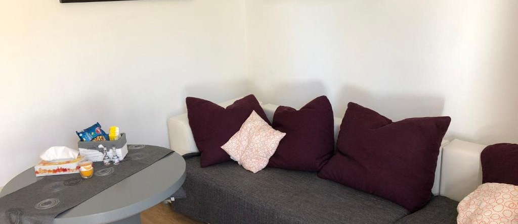 2 Zimmer Wohnung Mit Balkon - Nähe Messe, Хар — фото 1