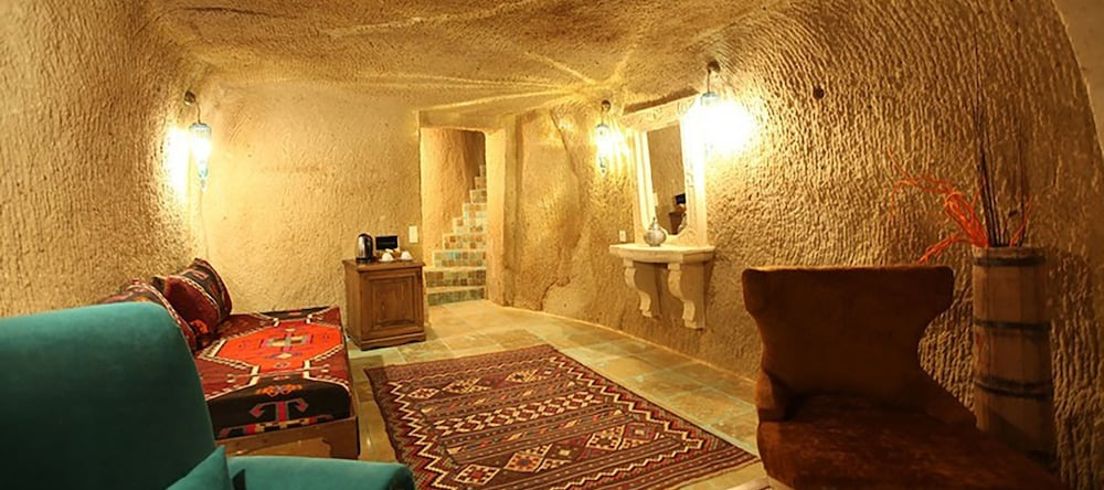 Larina Cave Otel, Айвали — фото 1