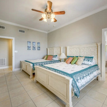 Penthouse Luxury - Exquisite Oceanside Condo, Jacksonville Beach — photo 2