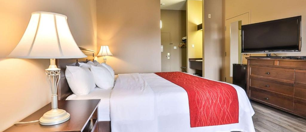 Comfort Inn Saint-Jérôme, St. Jerome — photo 1