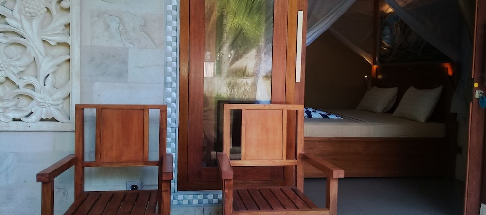 Pelangi Cottage and Bar, 吉利艾尔岛 — 照片 1