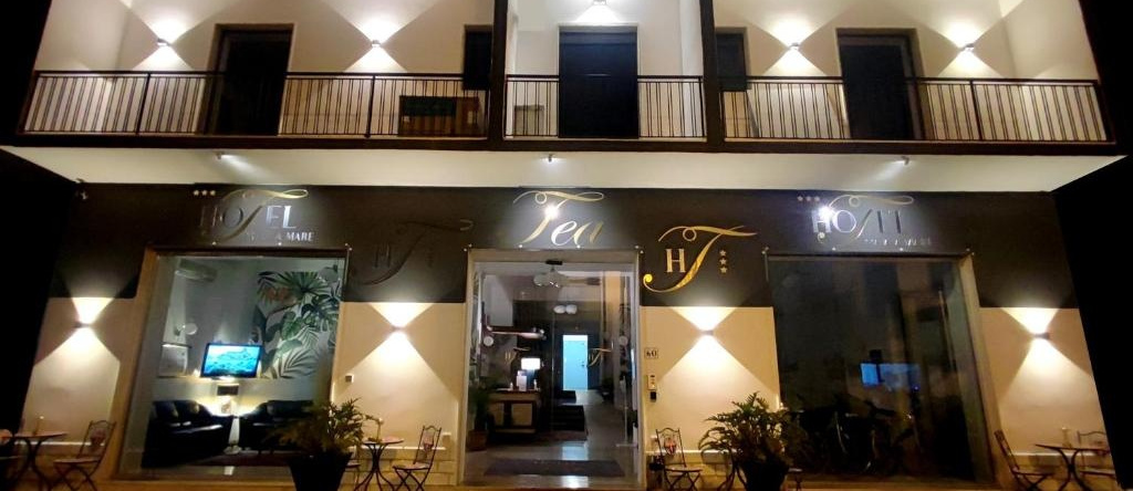 Hotel Tea Praia, Прая-а-Маре — фото 1