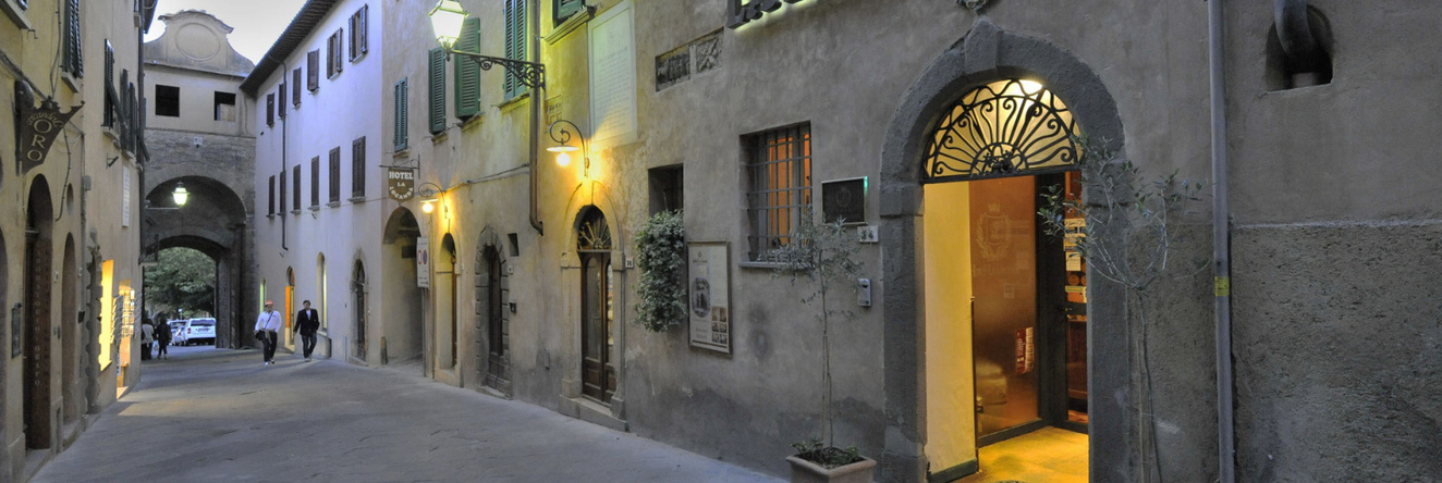 Hotel La Locanda, 沃尔泰拉 — 照片 1