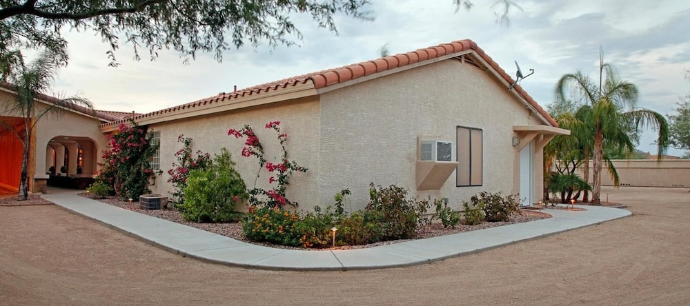 Desert Hills Paradise By Signature Vacation Rentals, 新河 — 照片 1