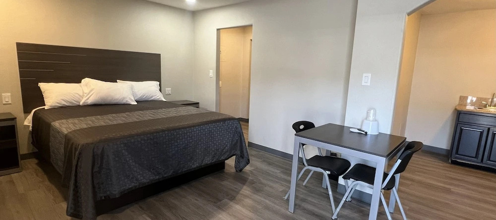 Cloud 9 Inn - El Cielo Inn, Пико Ривера — фото 1