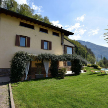 Apartment In 2-Floor Villa With Swimming Pool, Equipped Garden And Lake View, Pisogne — фото 4
