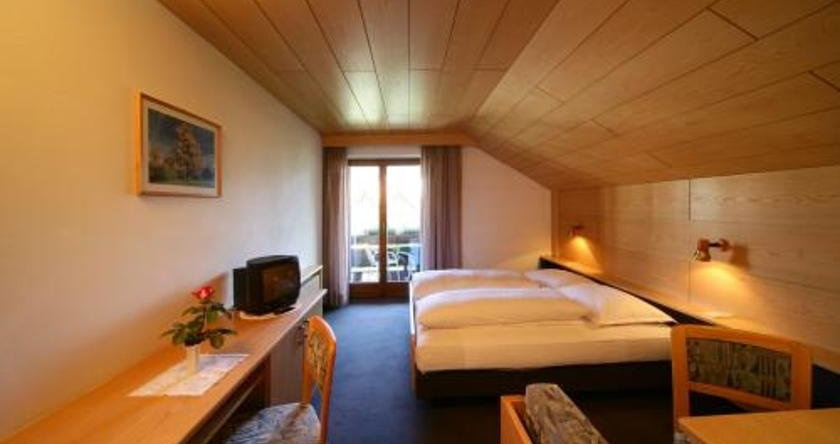 Hotel Garní Sunnleit´n, 蒙圭尔福-泰西多 — 照片 1